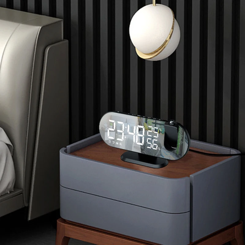 Светодиодный цифровой проекционный будильник Электронный будильник с проекционным проектором времени Прикроватные часы для спальни без звука Изображение 5